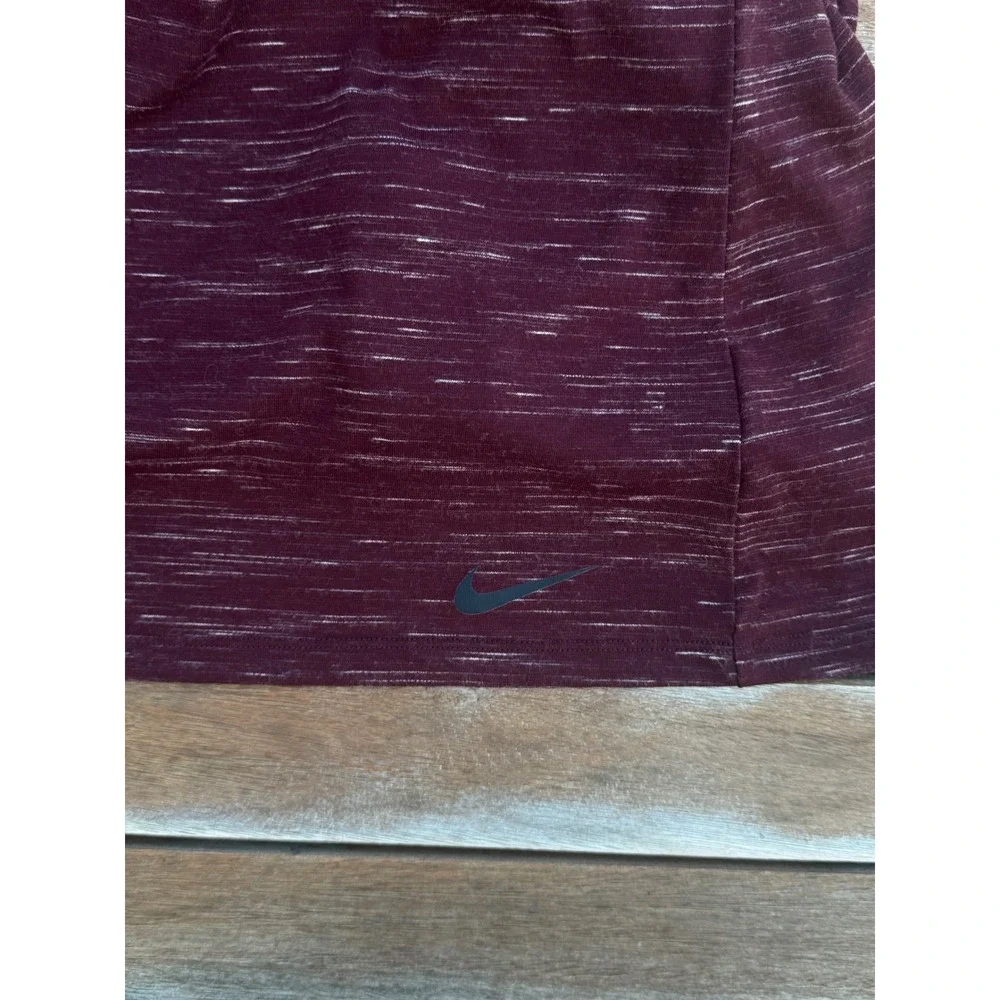 Nike Dri-FIT Womens Training Hoodie Medium Burgundy Space Dye Long Sleeve Top